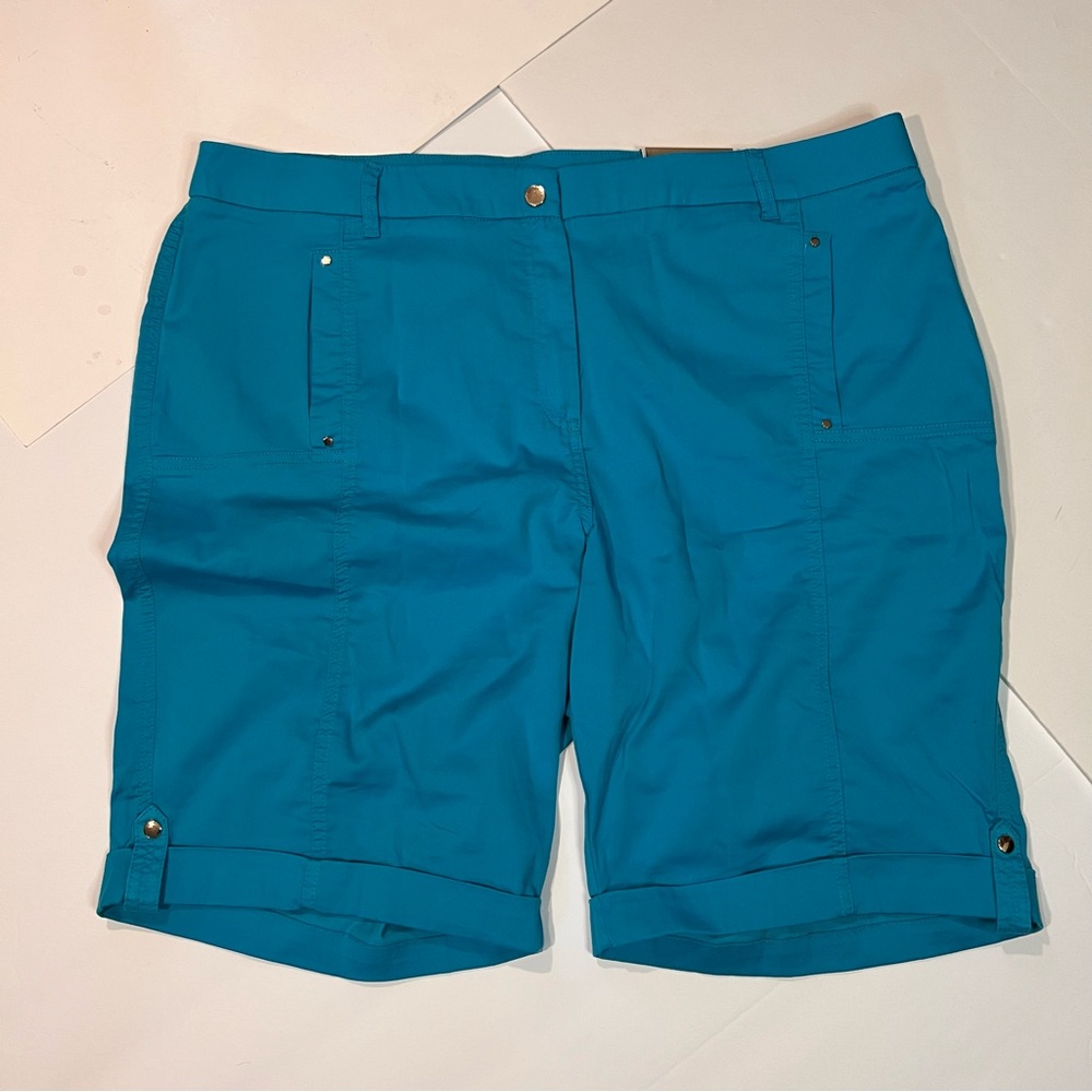 Chico's Casual Utility Blue Bermuda Shorts Size 3.5 Women’s Size 18